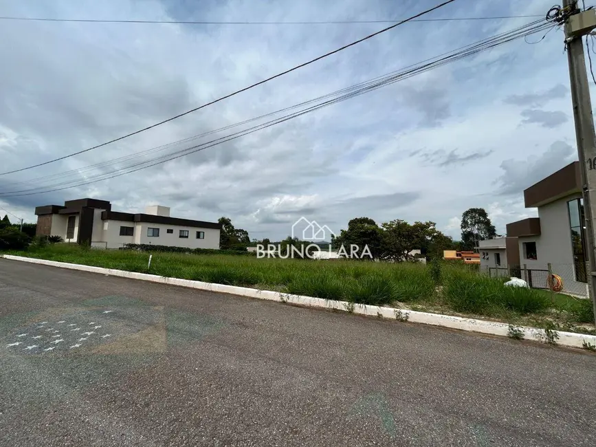 Foto 3 de Terreno / Lote à venda, 1000m2 em Igarape - MG