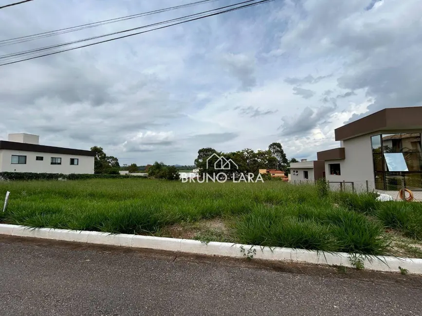 Foto 2 de Terreno / Lote à venda, 1000m2 em Igarape - MG