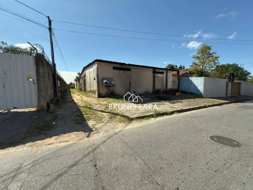 Foto 1 de Terreno / Lote à venda, 950m2 em Granja São João, Betim - MG