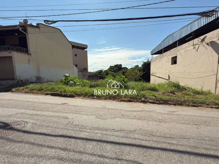 Foto 1 de Terreno / Lote à venda, 225m2 em Igarape - MG