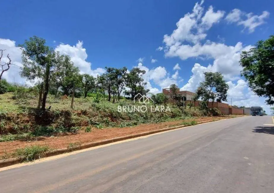 Foto 3 de Terreno / Lote à venda, 1100m2 em Igarape - MG