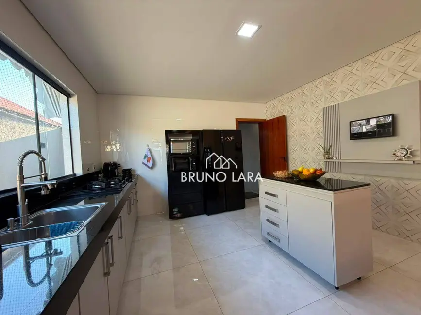 Foto 9 de Casa com 3 quartos à venda, 360m2 em Igarape - MG