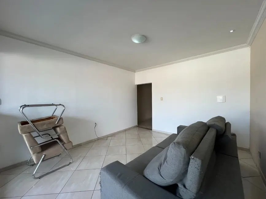 Foto 2 de Casa com 4 quartos para alugar, 180m2 em Igarape - MG