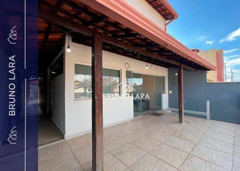Foto 1 de Casa com 4 quartos para alugar, 180m2 em Igarape - MG