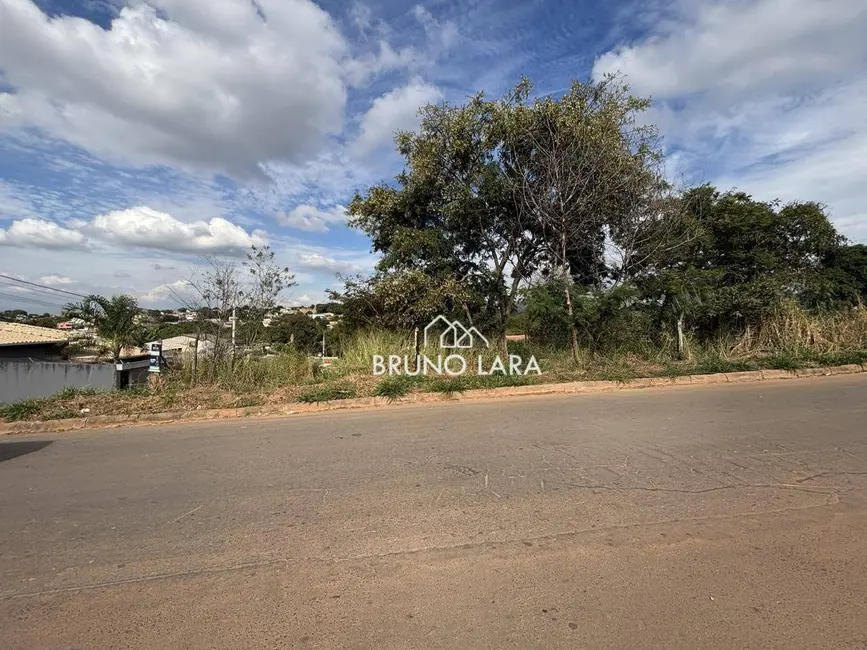 Foto 6 de Terreno / Lote à venda, 360m2 em Igarape - MG