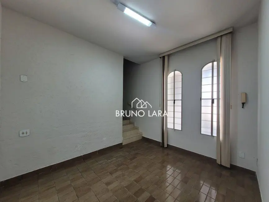 Casa com 3 quartos para alugar, 360m2 em Igarape - MG - imagem 7 Foto 7 de Casa com 3 quartos para alugar, 360m2 em Igarape - MG