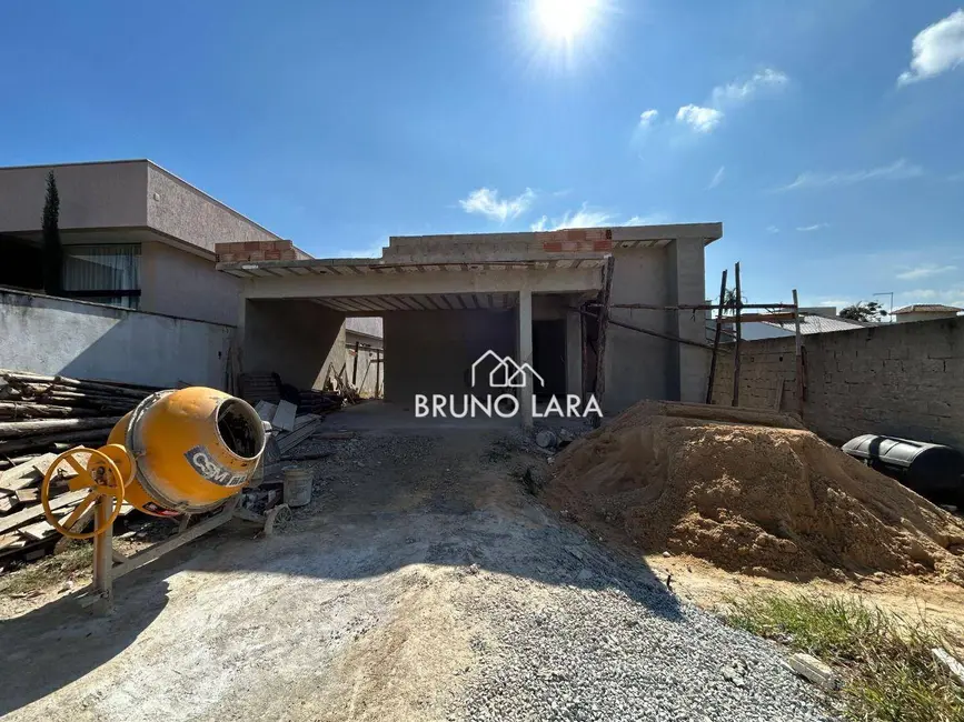 Foto 1 de Casa de Condomínio com 3 quartos à venda, 360m2 em Igarape - MG