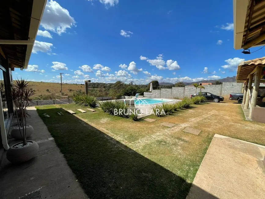 Sítio / Rancho com 3 quartos à venda, 1180m2 em Igarape - MG - imagem 5 Foto 5 de Sítio / Rancho com 3 quartos à venda, 1180m2 em Igarape - MG