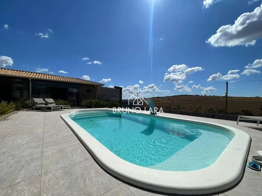 Sítio / Rancho com 3 quartos à venda, 1180m2 em Igarape - MG - imagem 3 Foto 3 de Sítio / Rancho com 3 quartos à venda, 1180m2 em Igarape - MG