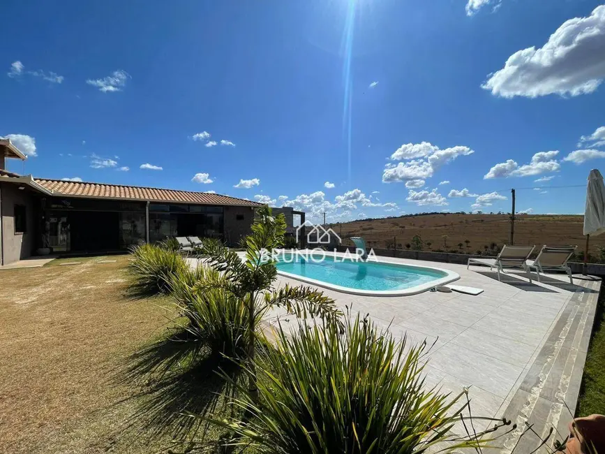 Foto 2 de Sítio / Rancho com 3 quartos à venda, 1180m2 em Igarape - MG