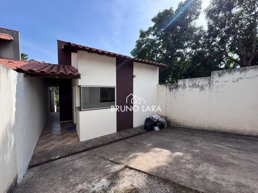 Casa com 3 quartos para alugar, 180m2 em Igarape - MG - imagem 2 Foto 2 de Casa com 3 quartos para alugar, 180m2 em Igarape - MG