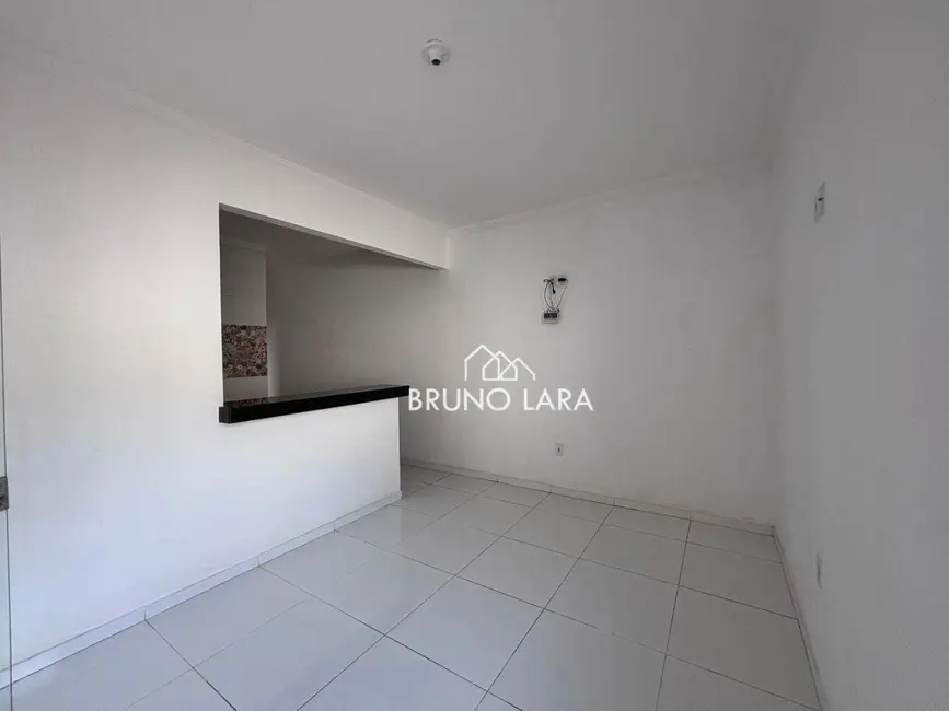 Casa com 3 quartos para alugar, 180m2 em Igarape - MG - imagem 4 Foto 4 de Casa com 3 quartos para alugar, 180m2 em Igarape - MG