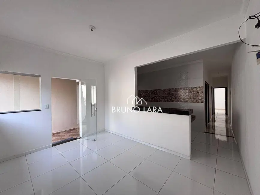 Casa com 3 quartos para alugar, 180m2 em Igarape - MG - imagem 5 Foto 5 de Casa com 3 quartos para alugar, 180m2 em Igarape - MG