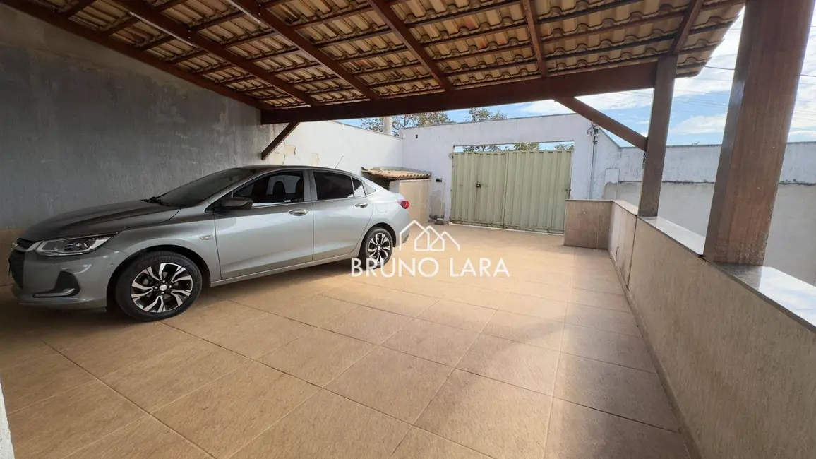 Casa com 3 quartos à venda, 300m2 em Sao Joaquim De Bicas - MG - imagem 3 Foto 3 de Casa com 3 quartos à venda, 300m2 em Sao Joaquim De Bicas - MG