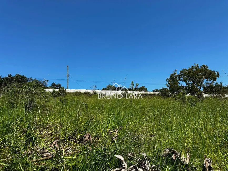 Foto 4 de Terreno / Lote à venda, 1418m2 em Igarape - MG