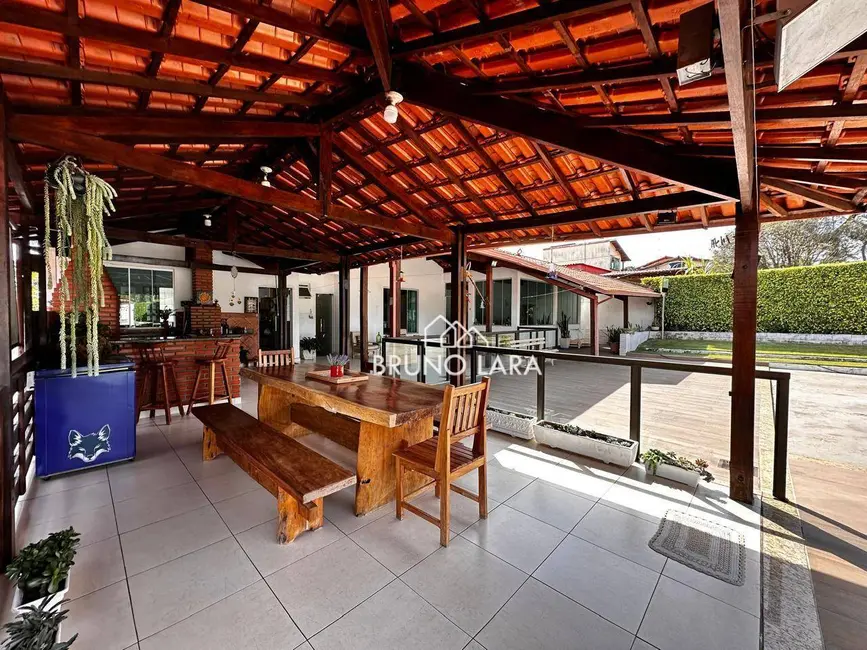 Sítio / Rancho com 3 quartos à venda, 1000m2 em Igarape - MG - imagem 4 Foto 4 de Sítio / Rancho com 3 quartos à venda, 1000m2 em Igarape - MG