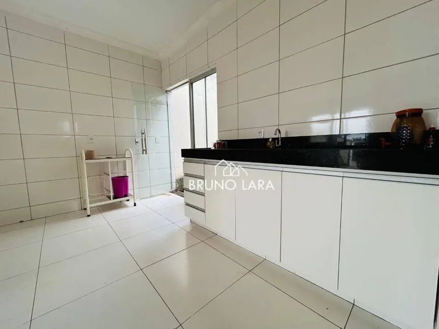 Foto 6 de Casa com 2 quartos à venda, 130m2 em Igarape - MG