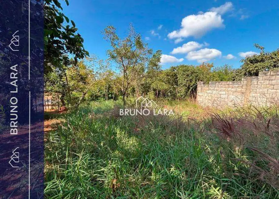 Foto 1 de Terreno / Lote à venda, 360m2 em Igarape - MG