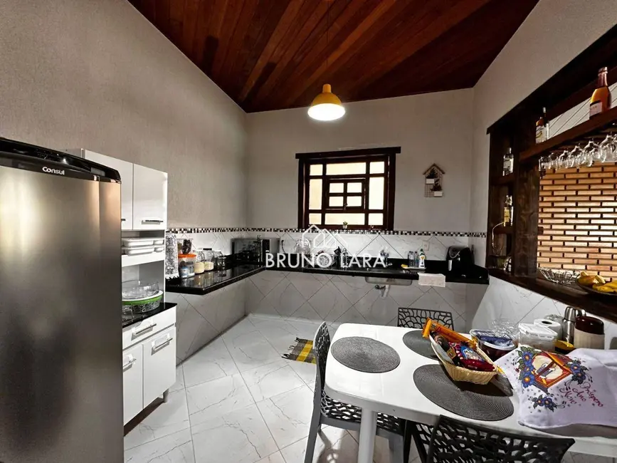 Sítio / Rancho com 3 quartos à venda, 2000m2 em Igarape - MG - imagem 5 Foto 5 de Sítio / Rancho com 3 quartos à venda, 2000m2 em Igarape - MG