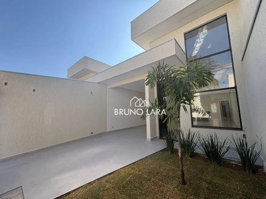 Foto 2 de Casa com 3 quartos à venda, 180m2 em Ingá, Betim - MG