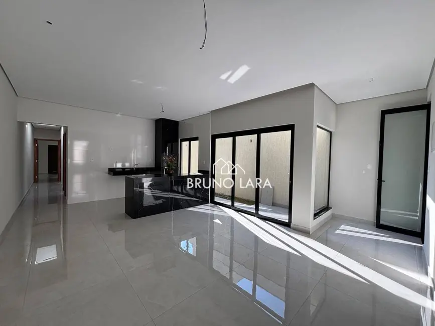 Foto 3 de Casa com 3 quartos à venda, 180m2 em Ingá, Betim - MG