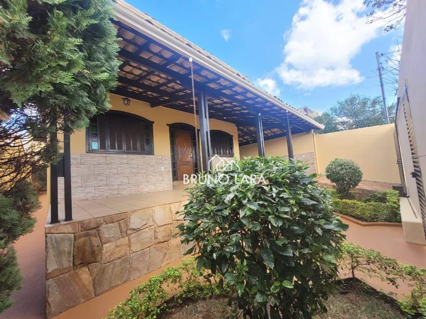 Foto 3 de Casa com 4 quartos para alugar, 360m2 em Igarape - MG