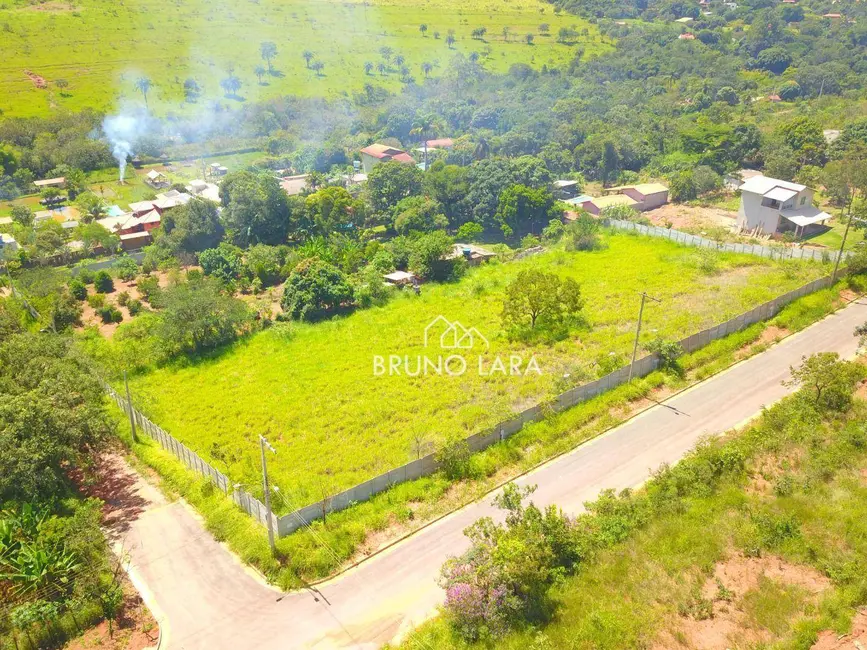 Foto 2 de Terreno / Lote à venda, 1000m2 em Igarape - MG