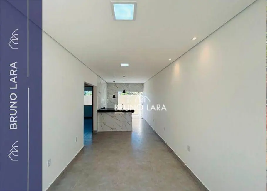 Foto 1 de Casa com 2 quartos à venda, 120m2 em Sao Joaquim De Bicas - MG