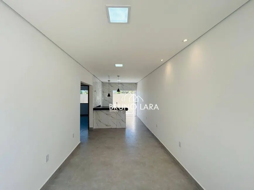 Foto 2 de Casa com 2 quartos à venda, 120m2 em Sao Joaquim De Bicas - MG