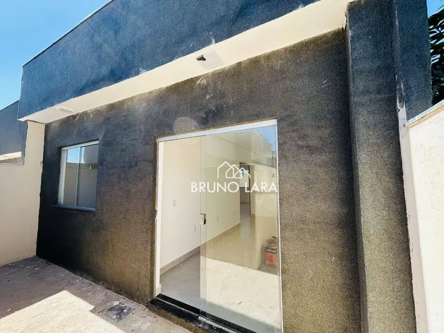 Foto 4 de Casa com 2 quartos à venda, 120m2 em Sao Joaquim De Bicas - MG