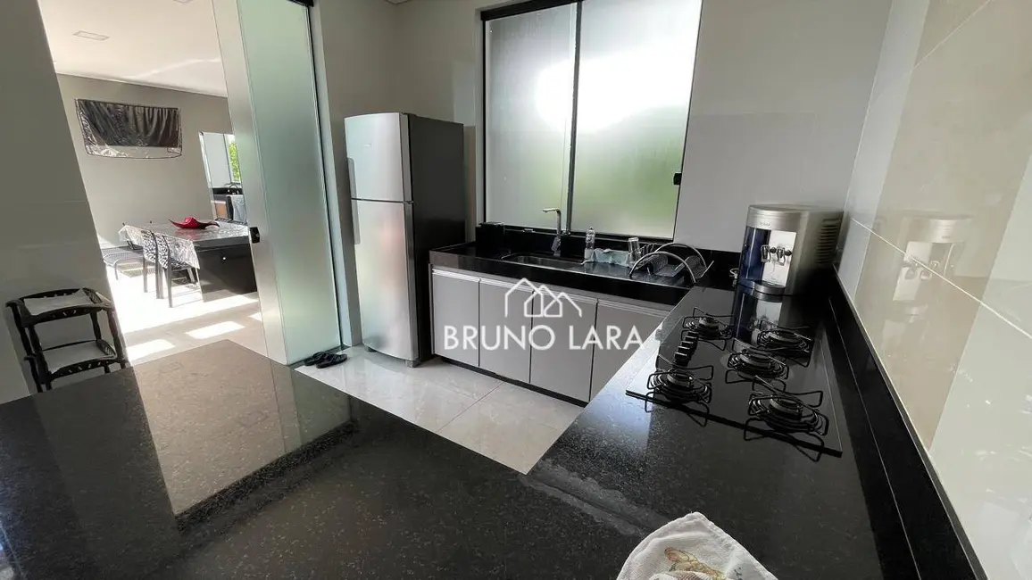 Casa com 3 quartos à venda, 1000m2 em Igarape - MG - imagem 7 Foto 7 de Casa com 3 quartos à venda, 1000m2 em Igarape - MG