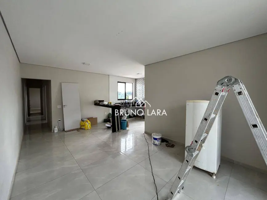 Foto 2 de Casa com 3 quartos à venda, 180m2 em Betim - MG