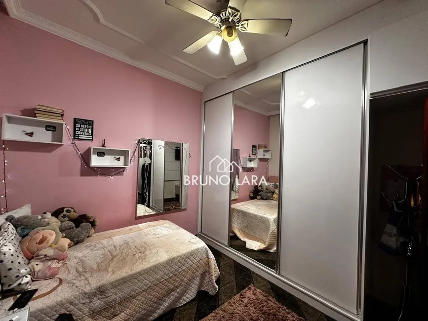 Casa com 4 quartos à venda, 360m2 em Igarape - MG - imagem 8 Foto 8 de Casa com 4 quartos à venda, 360m2 em Igarape - MG