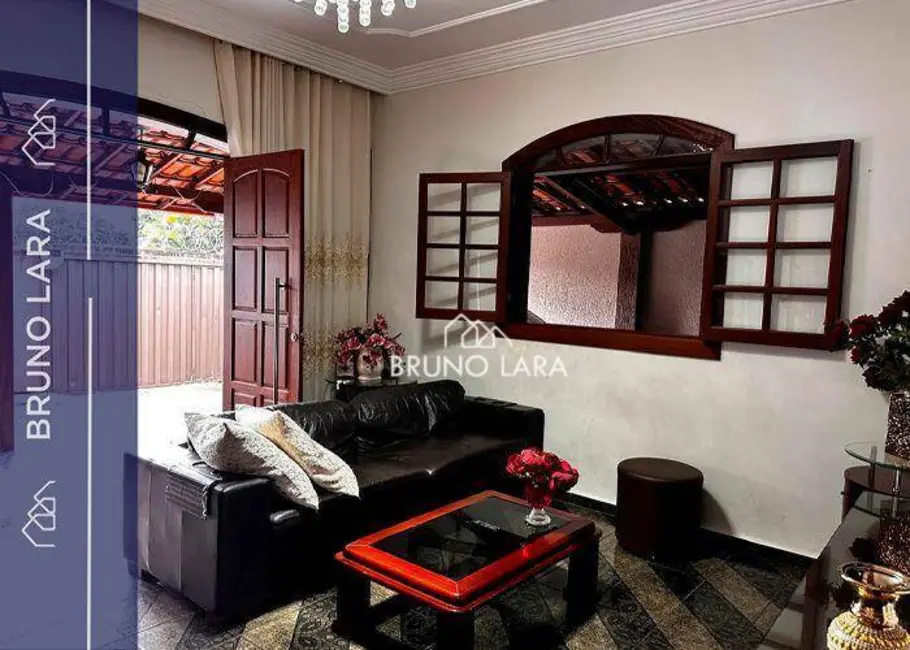 Casa com 4 quartos à venda, 360m2 em Igarape - MG - imagem 1 Foto 1 de Casa com 4 quartos à venda, 360m2 em Igarape - MG