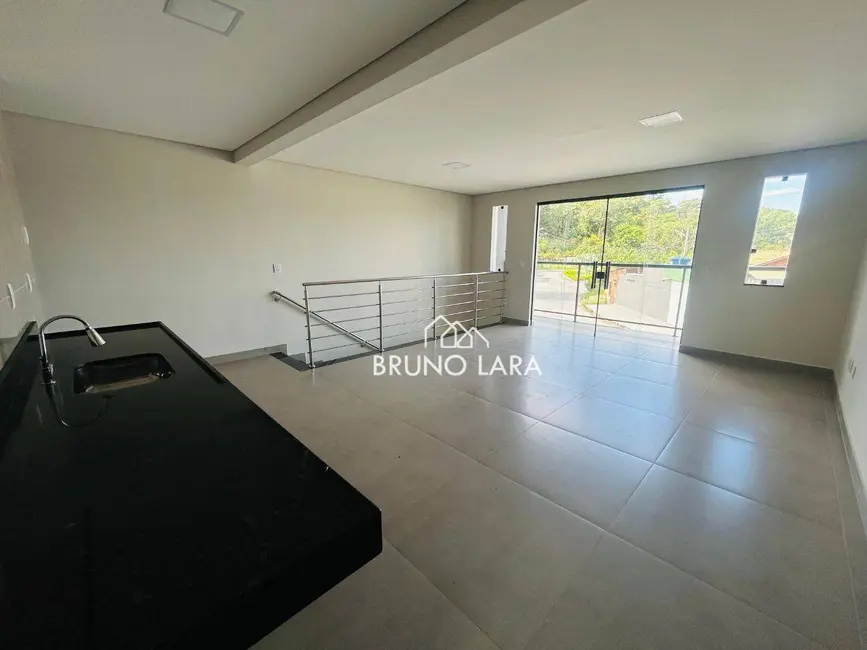 Foto 2 de Casa com 3 quartos à venda, 120m2 em Vila Verde, Betim - MG