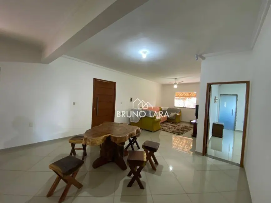 Foto 3 de Casa com 4 quartos à venda, 1000m2 em Igarape - MG