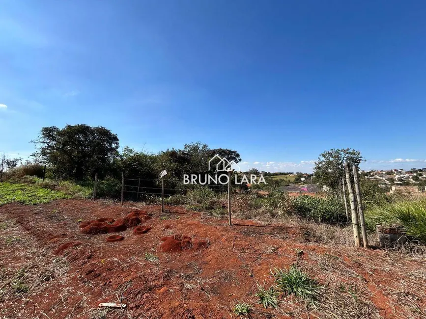 Foto 4 de Terreno / Lote à venda, 360m2 em Igarape - MG