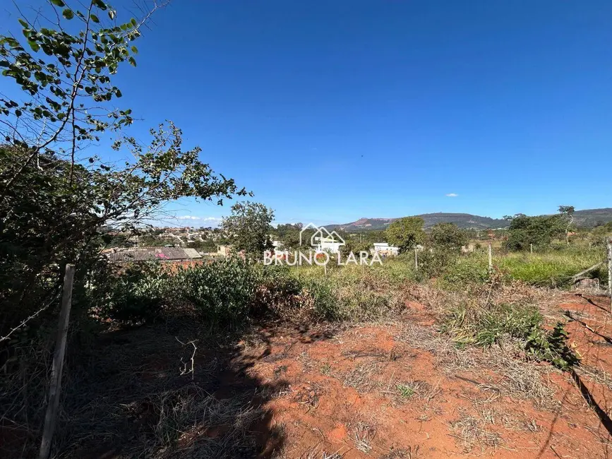 Foto 2 de Terreno / Lote à venda, 360m2 em Igarape - MG