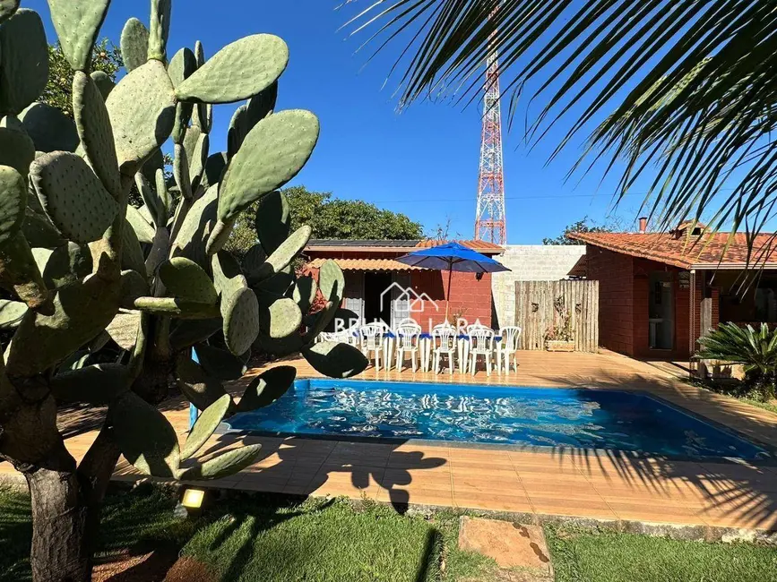 Sítio / Rancho com 3 quartos para alugar, 1100m2 em Igarape - MG - imagem 8 Foto 8 de Sítio / Rancho com 3 quartos para alugar, 1100m2 em Igarape - MG