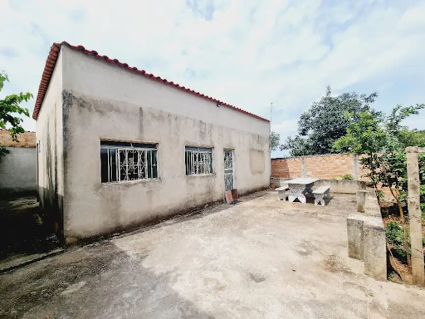 Foto 2 de Casa com 2 quartos para alugar, 360m2 em Igarape - MG