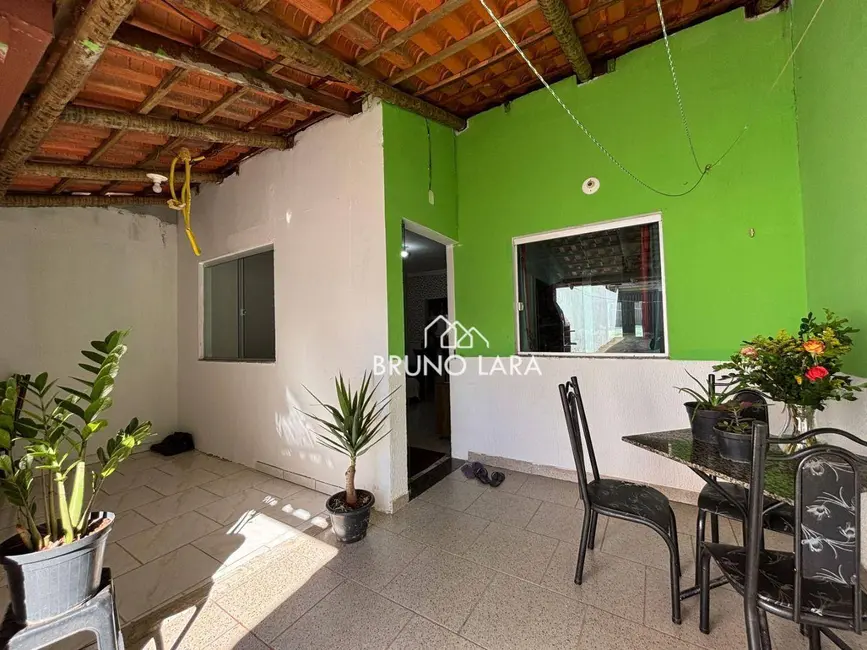 Foto 2 de Casa com 2 quartos à venda, 90m2 em Igarape - MG