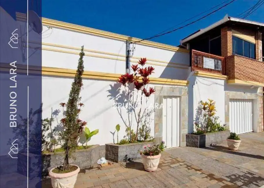 Foto 1 de Casa com 5 quartos à venda, 340m2 em Cidade Verde, Betim - MG