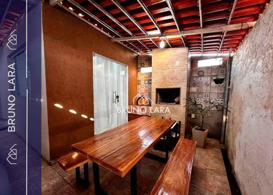 Foto 1 de Casa com 2 quartos à venda, 110m2 em Igarape - MG