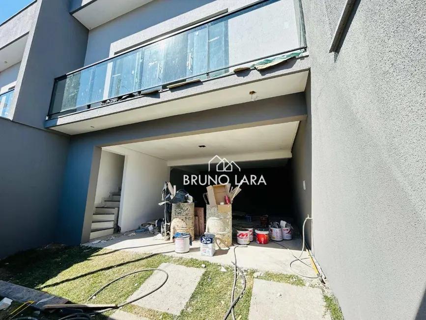 Foto 2 de Casa com 3 quartos à venda, 180m2 em Jardim das Alterosas - 2ª Seção, Betim - MG