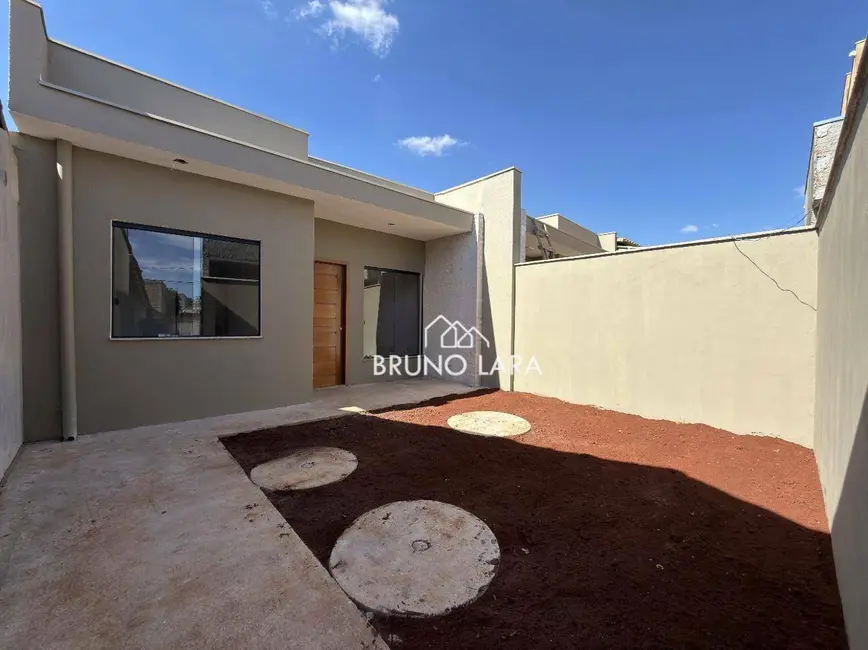 Foto 1 de Casa com 2 quartos à venda, 100m2 em Igarape - MG