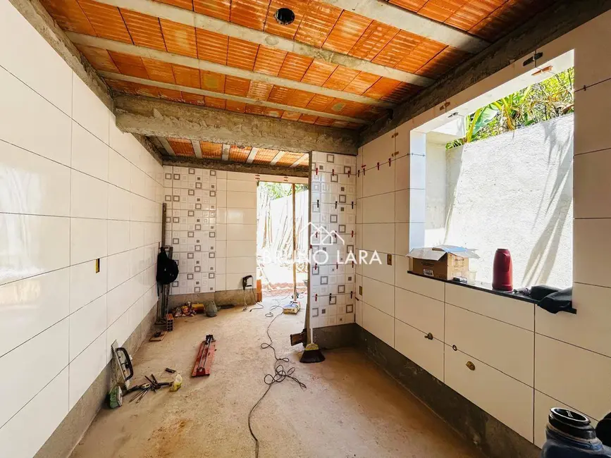 Foto 3 de Casa com 3 quartos à venda, 360m2 em Igarape - MG