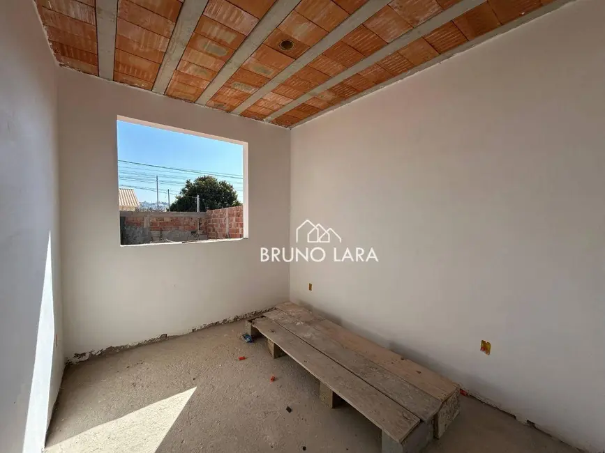 Foto 6 de Casa com 3 quartos à venda, 360m2 em Igarape - MG