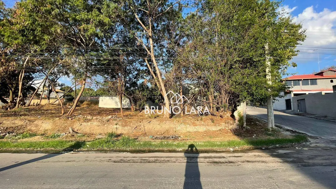 Foto 2 de Terreno / Lote à venda, 245m2 em Alvorada, Betim - MG
