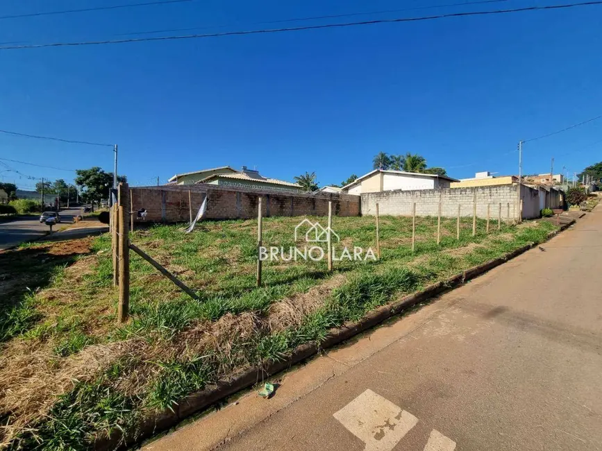 Foto 2 de Terreno / Lote à venda, 360m2 em Igarape - MG