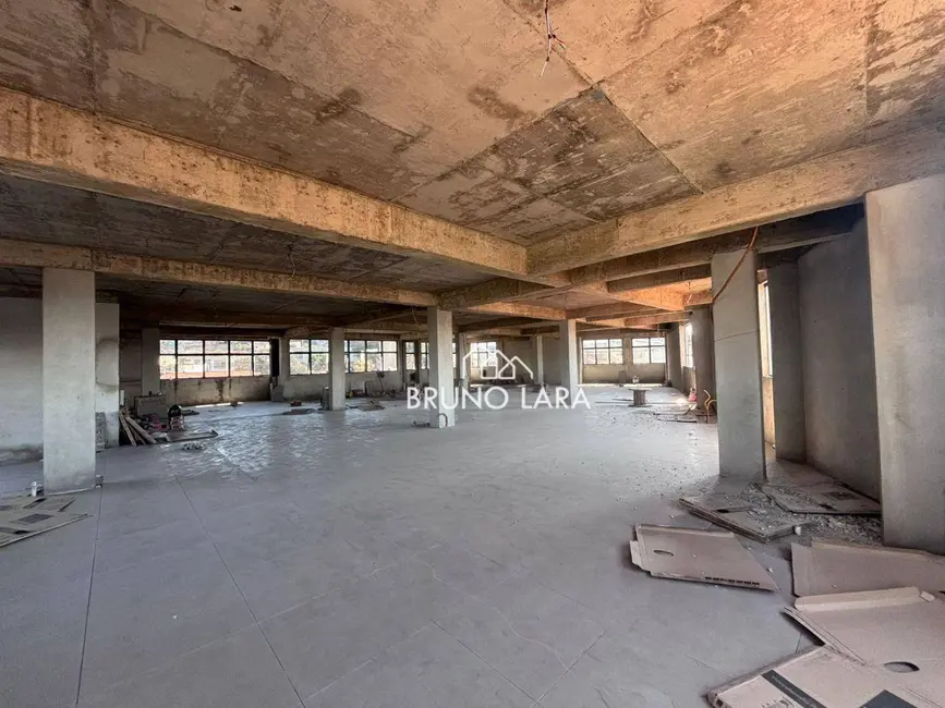 Sala Comercial para alugar, 354m2 em Centro, Igarape - MG - imagem 4 Foto 4 de Sala Comercial para alugar, 354m2 em Centro, Igarape - MG